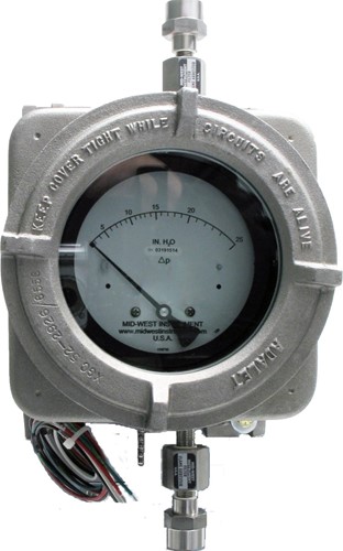 Mid-West Instrument pressure gauge with diaphragm - model 130